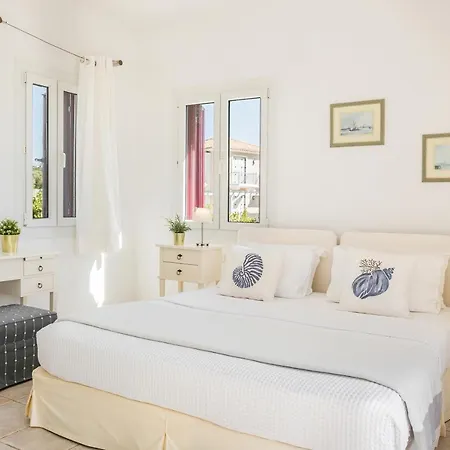 Villa Marina, Beach Front *